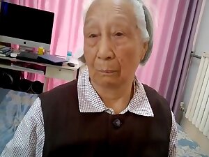 Aged Chinese Granny Gets Fucked